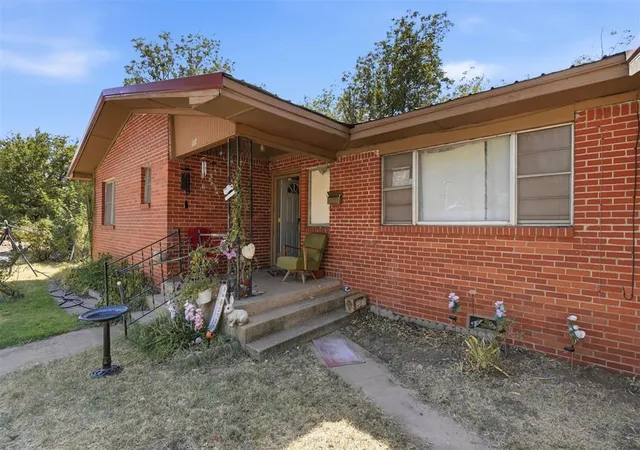 Photo 3 of Single family home for sale at 107 N Maryland Ave, Mangum, OK 73554 | MLS# 1246136 | Listing updated on 2026-08-27