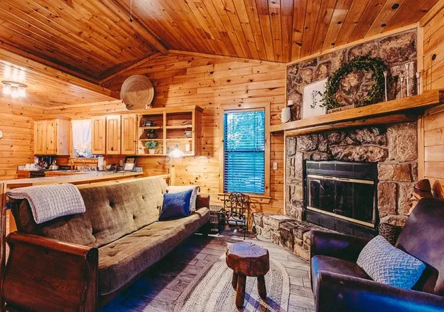 2nd image of 401 Split Shot Cir, Broken Bow, OK 74728 | MLS# 1246145