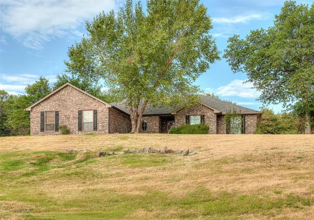 Photo 3 of Single family home for sale at 7225 Morning Song Dr, Oklahoma City, OK 73150 | MLS# 1246153 | Listing updated on 2026-09-02