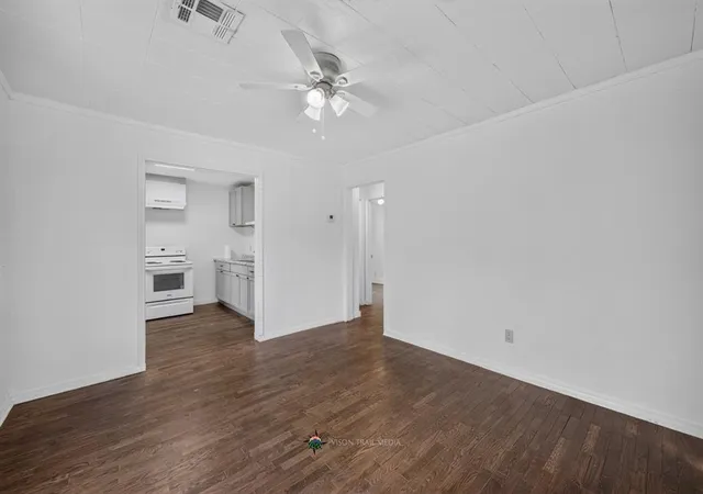 Photo 3 of Sale Pending at 4900 N Willow Ave, Bethany, OK 73008 | MLS# 1246155 | Listing updated on 2026-09-01