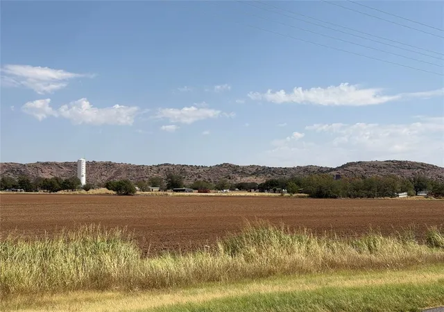 Photo 3 of Sale Pending at 108 N Ann St, Granite, OK 73547 | MLS# 1246182 | Listing updated on 2026-08-31