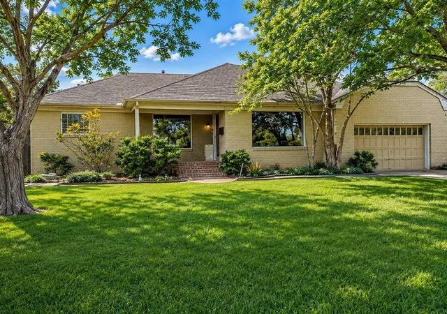 Photo 1 of Single family home for sale at 1710 Dorchester Dr, Oklahoma City, OK 73120 | MLS# 1246190 | Listing updated on 2026-08-26