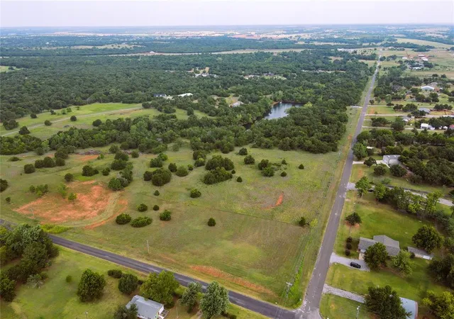 12th image of 3185 Ne 10th St, Blanchard, OK 73010 | MLS# 1246191