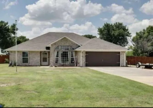Photo 1 of Sale Pending at 10 Sw Bradbury Cir, Lawton, OK 73505 | MLS# 1246195 | Listing updated on 2026-09-21