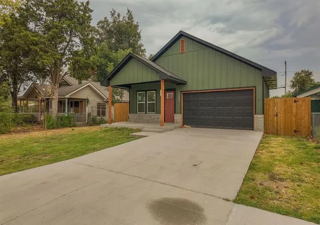 Photo 1 of Single family home for sale at 325 Se 19th St, Oklahoma City, OK 73129 | MLS# 1246203 | Listing updated on 2026-08-29