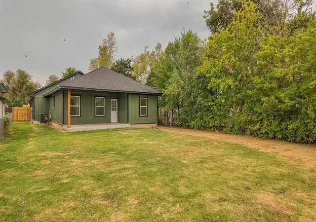 Photo 28 of Single family home for sale at 325 Se 19th St, Oklahoma City, OK 73129 | MLS# 1246203 | Listing updated on 2026-08-29