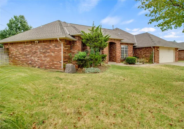 Photo 3 of Sale Pending at 3335 Del Aire Pl, Oklahoma City, OK 73115 | MLS# 1246210 | Listing updated on 2026-09-12