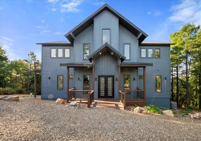 Photo 1 of Single family home for sale at 300 Evergreen Vista Loop, Broken Bow, OK 74728 | MLS# 1246212 | Listing updated on 2026-09-07