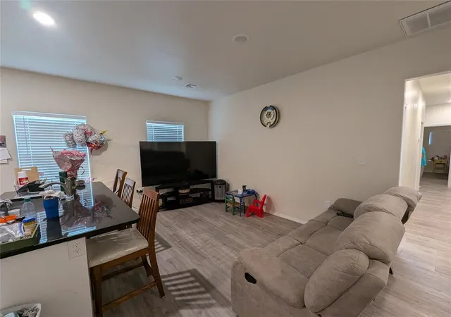 Photo 3 of Single family home for sale at 431 Nw 116Th St, Oklahoma City, OK 73114 | MLS# 1246245 | Listing updated on 2026-08-28