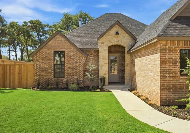 Photo 3 of Sale Pending at 8021 Sacred Forest, Arcadia, OK 73007 | MLS# 1246250 | Listing updated on 2026-09-08