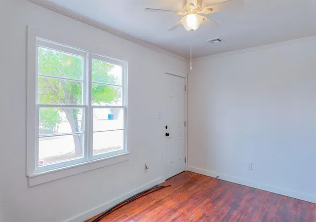 Photo 4 of Single family home for sale at 3828 Sw 42Nd St, Oklahoma City, OK 73119 | MLS# 1246276 | Listing updated on 2026-08-28
