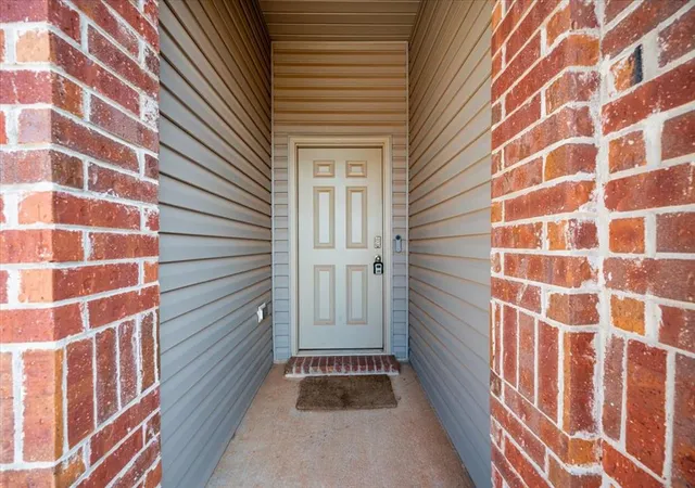 Photo 3 of Single family home for sale at 11601 SW 40th Street, Mustang, OK 73064 | MLS# 1246280 | Listing updated on 2026-10-05