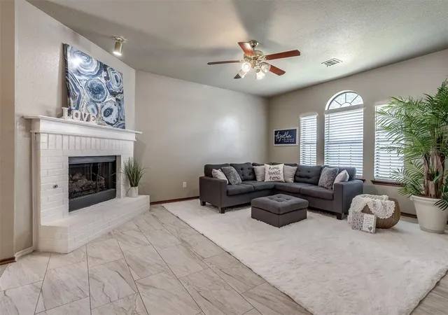Photo 2 of Single family home for sale at 3405 Shona Wy, Norman, OK 73069 | MLS# 1246284 | Listing updated on 2026-08-27