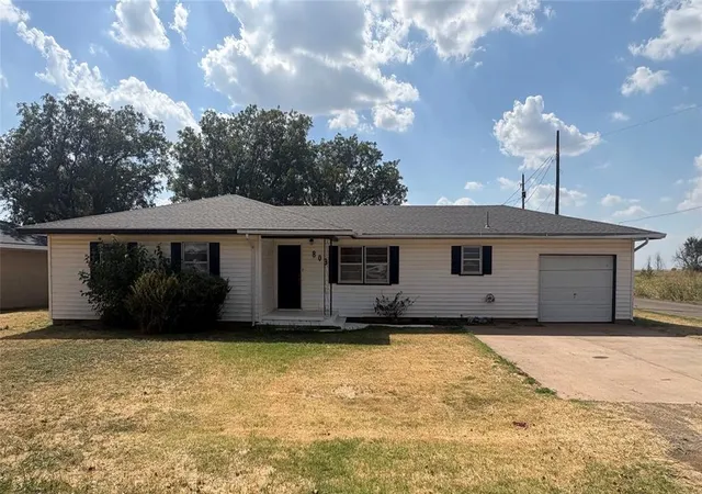 Single family home for sale at 803 Willis Ave, Blair, OK 73526 | MLS# 1246301