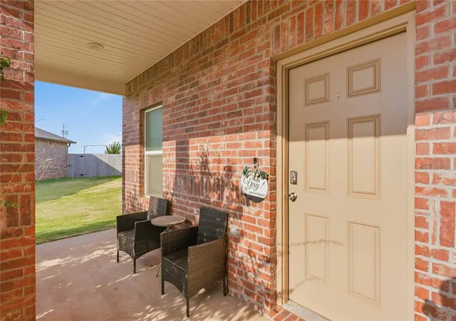 Photo 3 of Single family home for sale at 4421 Palmetto Bluff Dr, Mustang, OK 73064 | MLS# 1246310 | Listing updated on 2026-08-28