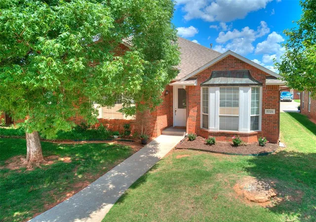 Photo 4 of Multi family home for sale at 15524 Swallowtail Dr, Edmond, OK 73013 | MLS# 1246319 | Listing updated on 2026-10-07