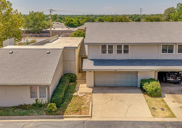Photo 1 of Sale Pending at 5838 Hefner Village Ct, Oklahoma City, OK 73162 | MLS# 1246328 | Listing updated on 2026-09-02