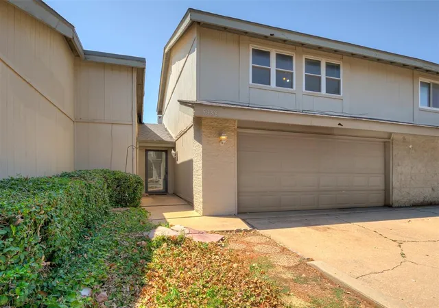 Photo 2 of Sale Pending at 5838 Hefner Village Ct, Oklahoma City, OK 73162 | MLS# 1246328 | Listing updated on 2026-09-02