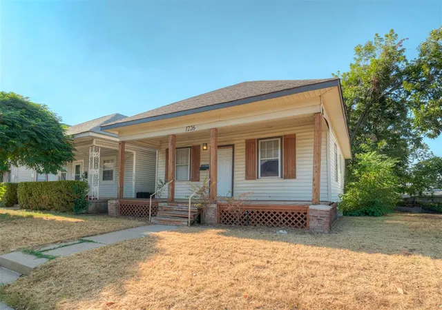 Photo 3 of Single family home for sale at 1226 Nw 8th Street, Oklahoma City, OK 73106 | MLS# 1246336 | Listing updated on 2026-09-15