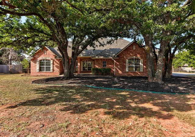 Photo 1 of Single family home for sale at 204 Persimmon Ridge Dr, Blanchard, OK 73010 | MLS# 1246338 | Listing updated on 2026-10-02