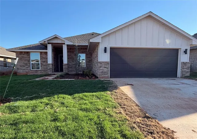 Photo 2 of Single family home for sale at 4016 Caraway Ln, Norman, OK 73026 | MLS# 1246359 | Listing updated on 2026-10-20