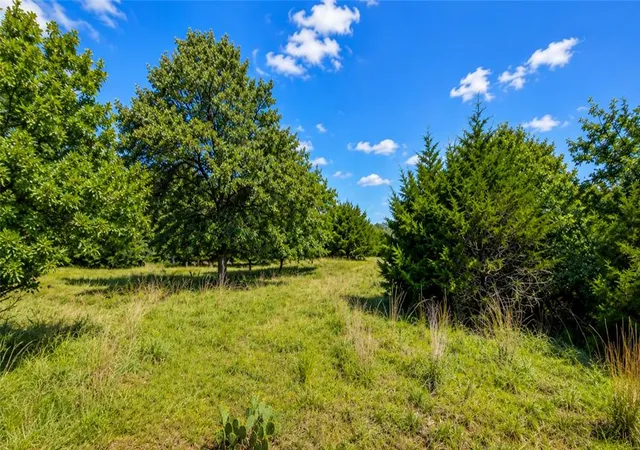 3rd image of 30226 Hamilton Rd, Macomb, OK 74852 | MLS# 1246363