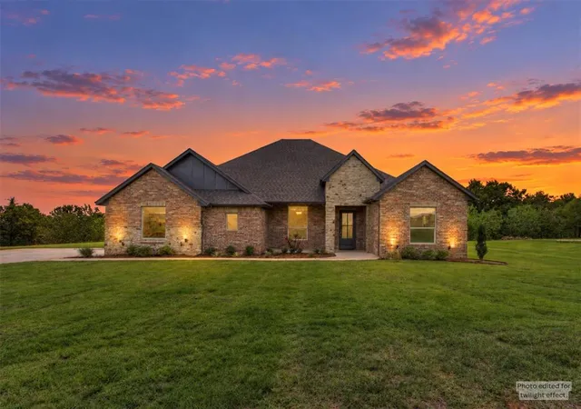 Single family home for sale at 14108 SE 77th Street, Oklahoma City, OK 73150 | MLS# 1246372