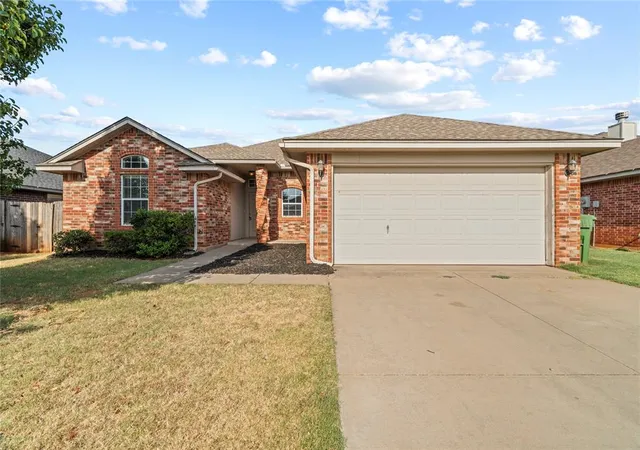 1st image of 620 Mcconnell Dr, Yukon, OK 73099 | MLS# 1246394