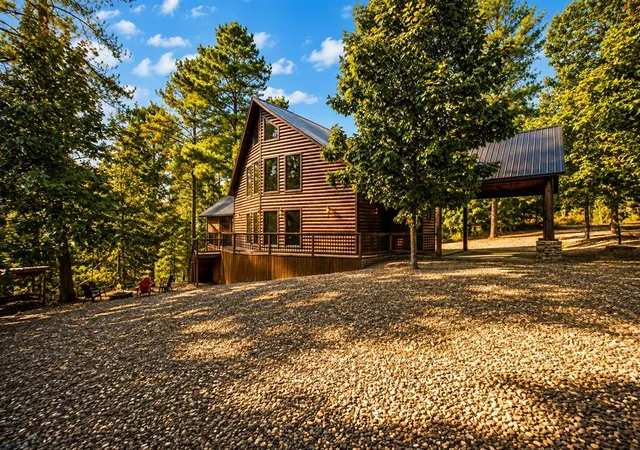 Photo 3 of Single family home for sale at 401 S Eagle Mountain Trl, Broken Bow, OK 74728 | MLS# 1246397 | Listing updated on 2026-09-02