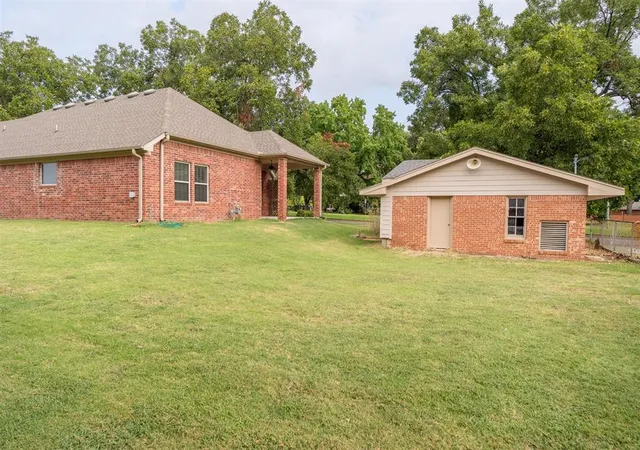 Photo 35 of Single family home for sale at 401 E Robert S Kerr Blvd, Wynnewood, OK 73098 | MLS# 1246411 | Listing updated on 2026-08-29