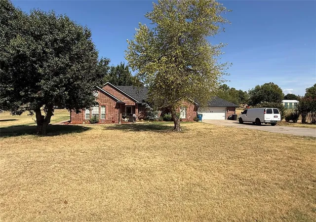 Photo 2 of Single family home for sale at 873 Oaklawn Dr, Tuttle, OK 73089 | MLS# 1246412 | Listing updated on 2026-09-05