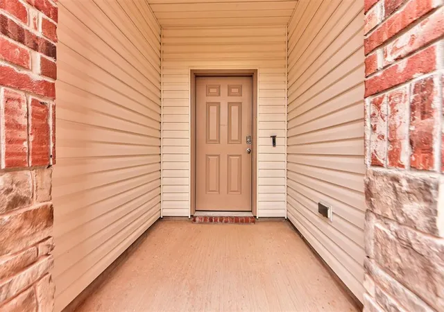 Photo 3 of Single family home for sale at 4224 N Palmetto Bluff Dr, Mustang, OK 73064 | MLS# 1246418 | Listing updated on 2026-09-29
