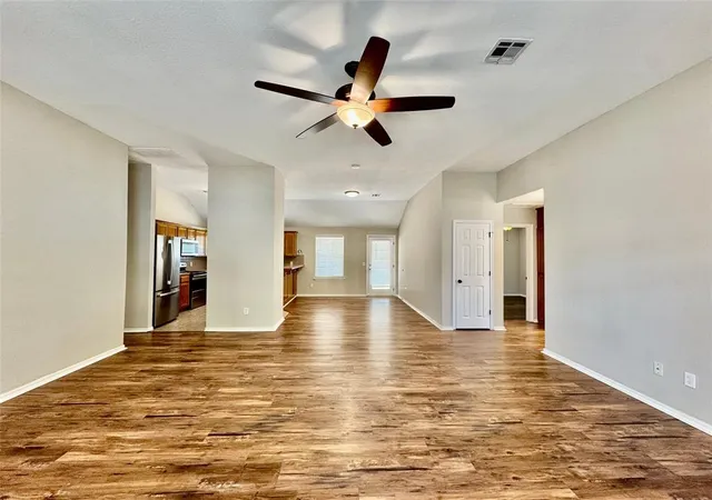 Photo 3 of Single family home for sale at 400 Bent Tree Rd, Noble, OK 73068 | MLS# 1246422 | Listing updated on 2026-09-21