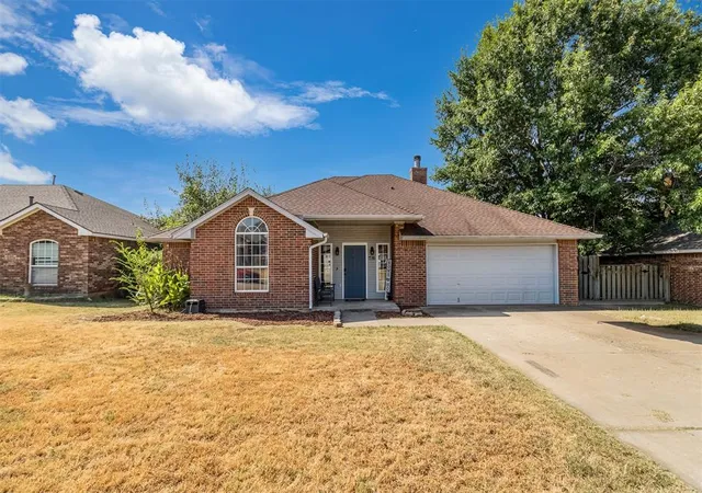 2nd image of 716 Woodbriar, Noble, OK 73068 | MLS# 1246423