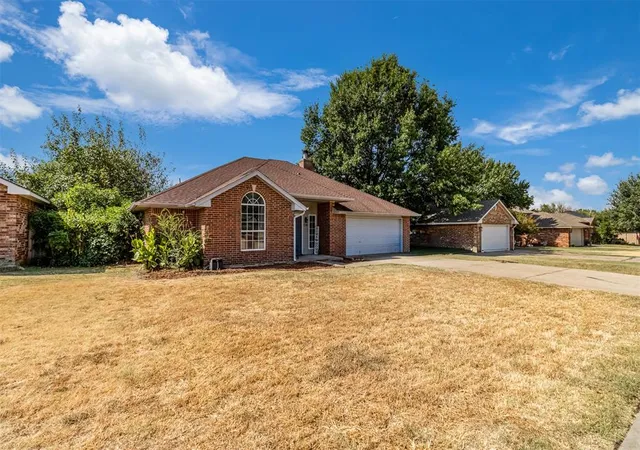3rd image of 716 Woodbriar, Noble, OK 73068 | MLS# 1246423