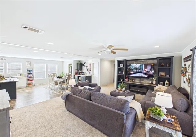 Photo 3 of Sale Pending at 1406 Se 144th Ave, Norman, OK 73026 | MLS# 1246432 | Listing updated on 2026-09-01