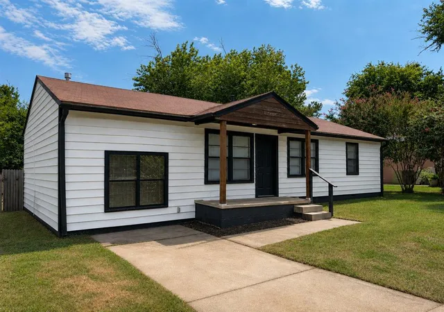 Photo 2 of Single family home for sale at 439 S 66th East Ave, Tulsa, OK 74112 | MLS# 1246441 | Listing updated on 2026-08-27