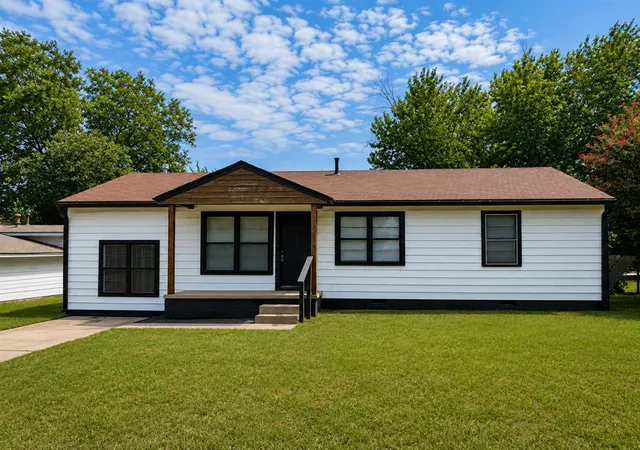 Photo 3 of Single family home for sale at 439 S 66th East Ave, Tulsa, OK 74112 | MLS# 1246441 | Listing updated on 2026-08-27