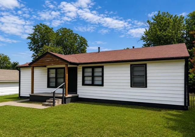 Photo 3 of Single family home for sale at 439 S 66Th East Ave, Tulsa, OK 74112 | MLS# 1246441 | Listing updated on 2026-08-27