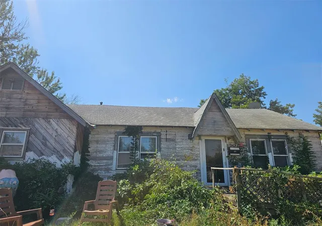 Photo 3 of Single family home for sale at 408 W Main St, Edmond, OK 73003 | MLS# 1246452 | Listing updated on 2026-08-28