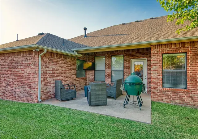 24th image of 108 Bullard Dr, Elk City, OK 73644 | MLS# 1246465