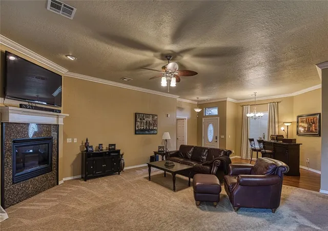 5th image of 108 Bullard Dr, Elk City, OK 73644 | MLS# 1246465