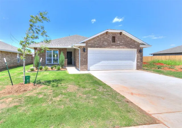 Photo 2 of Single family home for sale at 18029 Austin Ct, Edmond, OK 73012 | MLS# 1246510 | Listing updated on 2026-09-18