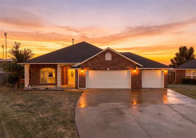 Photo 2 of Single family home for sale at 1280 Douglas Cir, Noble, OK 73068 | MLS# 1246514 | Listing updated on 2026-09-15