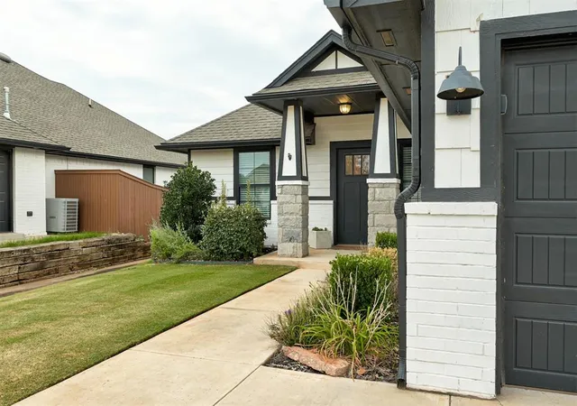 Photo 3 of Single family home for sale at 2801 Se 22Nd St, Oklahoma City, OK 73160 | MLS# 1246518 | Listing updated on 2026-08-28