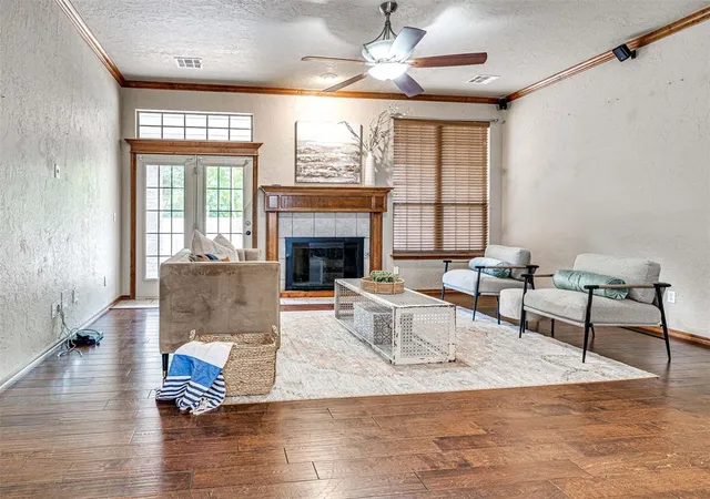 Photo 3 of Sale Pending at 609 S Castlerock Ln, Mustang, OK 73064 | MLS# 1246525 | Listing updated on 2026-09-01