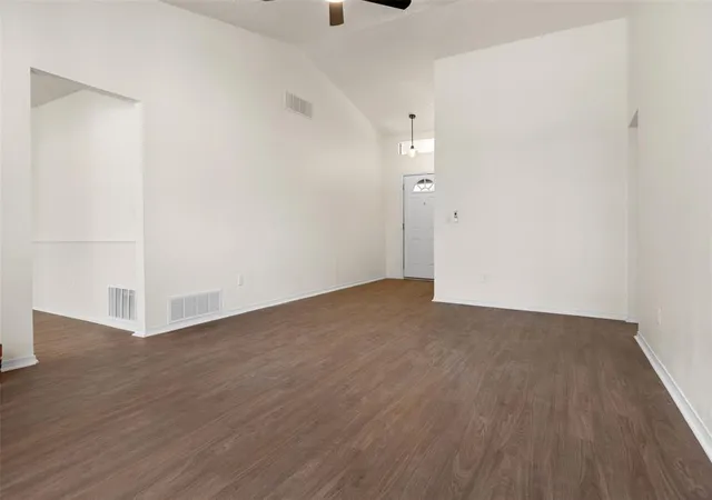 Photo 4 of Single family home for sale at 1104 Juno Cir, Edmond, OK 73003 | MLS# 1246538 | Listing updated on 2026-09-06