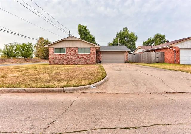 Photo 1 of Sale Pending at 201 Holbrook Dr, El Reno, OK 73036 | MLS# 1246549 | Listing updated on 2026-09-03