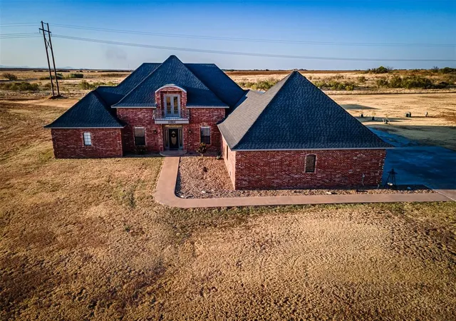 Photo 3 of Single family home for sale at 203 Soleil Dr, Walters, OK 73527 | MLS# 1246554 | Listing updated on 2026-09-04