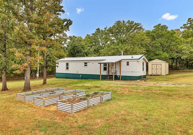 Photo 2 of Sale Pending at 974 Bailey Ln, Norman, OK 73026 | MLS# 1246555 | Listing updated on 2026-09-02